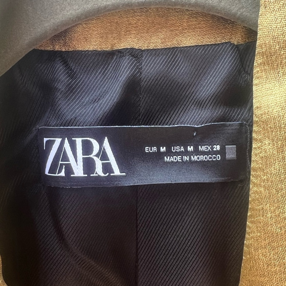 ZARA Gold Straight Cut Blazer, M
NWOT - Picture 3 of 16